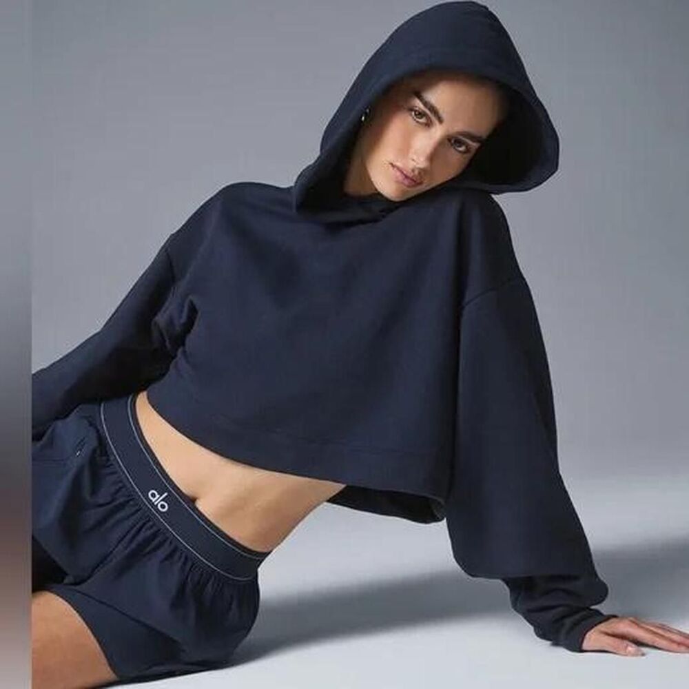 Alo-yoga Women's Navy and Black Hoodie
